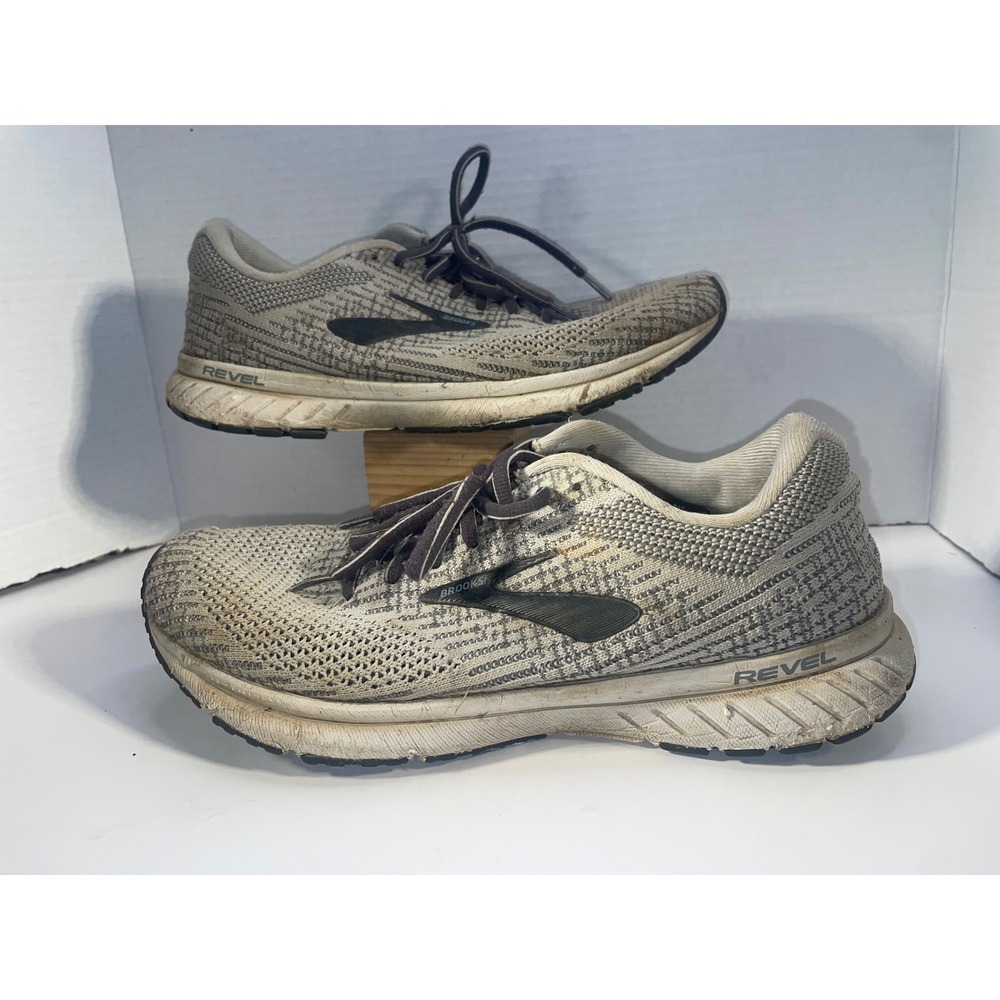 Brooks Revel 3 Women's Size 10 Running Shoes Sneakers‎ Beige